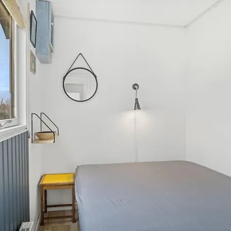 Hjalma - 250m To The Fjord By Interhome Feriehus