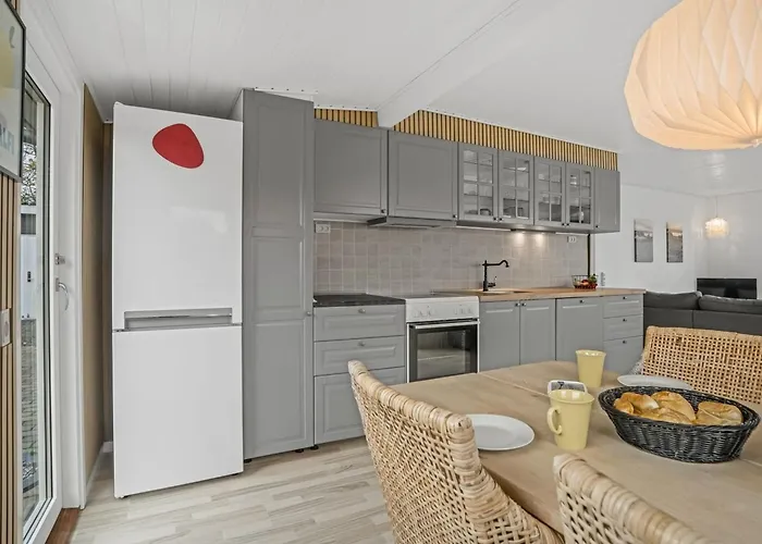 Holiday home Hjalma - 250m To The Fjord By Interhome